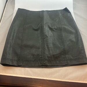 Free People - vegan leather skirt. Dark olive green - size 4! Barely worn!